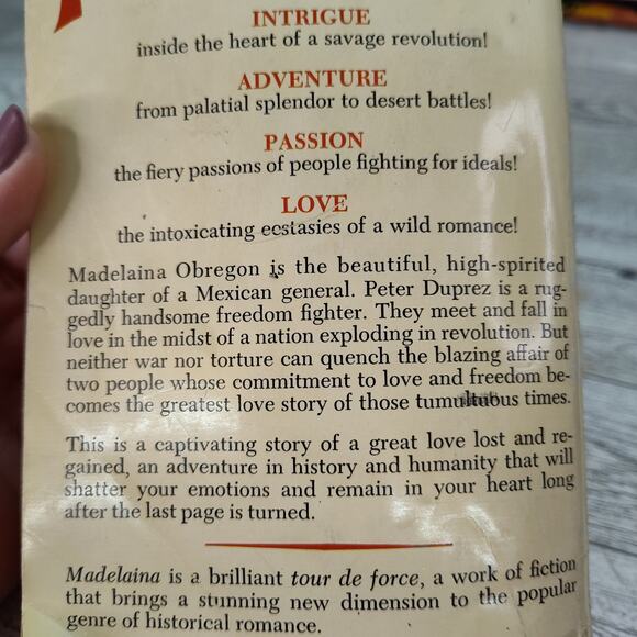 Madelaina by Michaela Morgan 1977 1st Printing Pinnacle Books Paperback - Picture 14 of 14